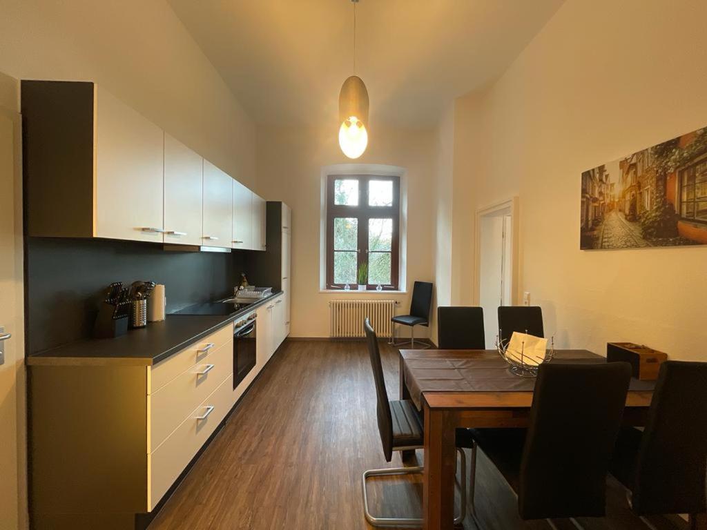 Charmante Wohnung Am Neckar บัดวิมพ์เฟิน ภายนอก รูปภาพ